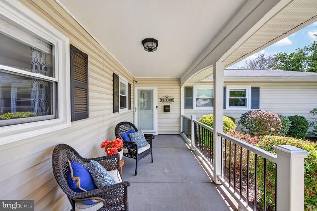 3905 CARVEL LN, Bowie, MD 20715
