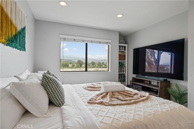 27612 Nugget, Canyon Country, CA 91387