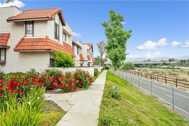 27612 Nugget, Canyon Country, CA 91387
