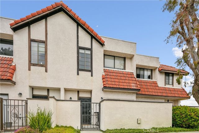 27612 Nugget, Canyon Country, CA 91387