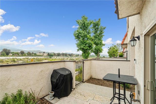 27612 Nugget, Canyon Country, CA 91387