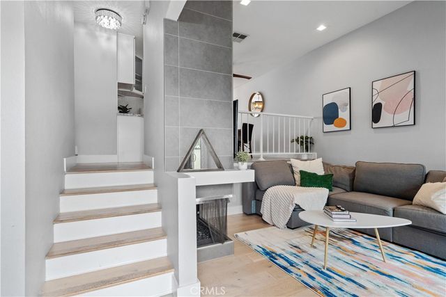 27612 Nugget, Canyon Country, CA 91387