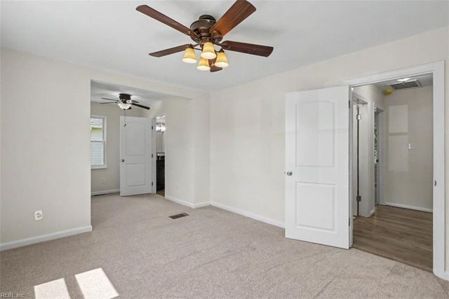 102 W Kelly AVE, Hampton, VA 23663