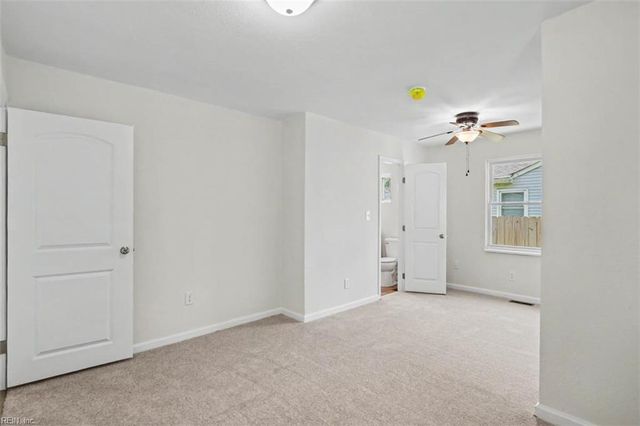 102 W Kelly AVE, Hampton, VA 23663