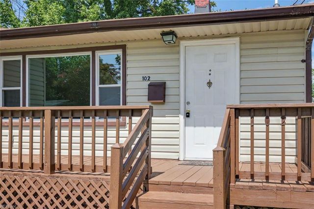102 W Kelly AVE, Hampton, VA 23663