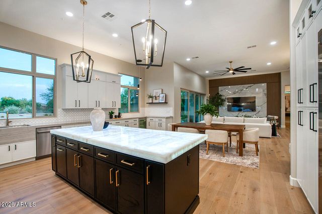 27717 N 67TH Place, Scottsdale, AZ 85266