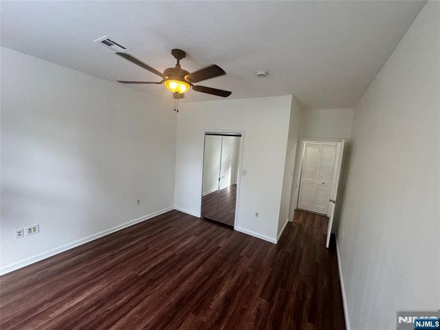 225 Halladay Street 2B, Jersey City, NJ 07304