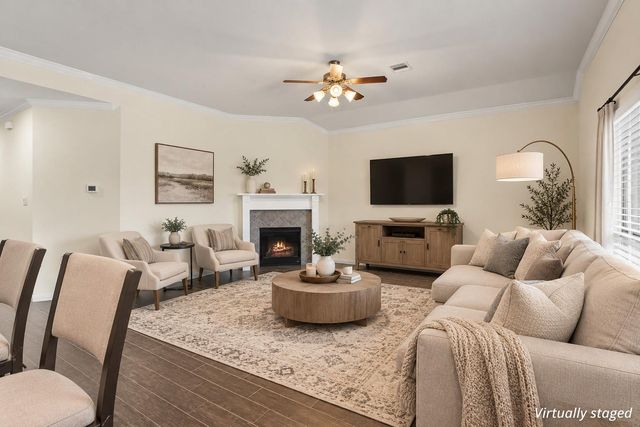1995 Brentwood Drive, Alvin, TX 77511