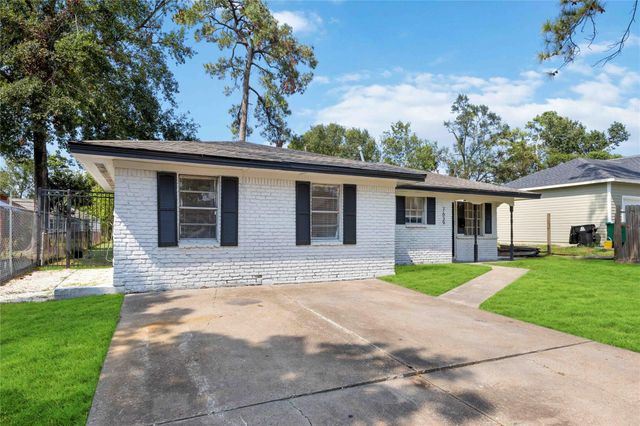 7639 Bigwood Street, Houston, TX 77016