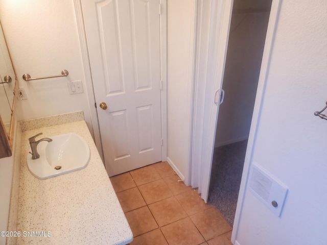 1039 Aguilera Court, Las Cruces, NM 88007