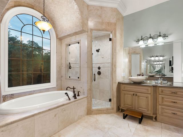 303 Cypress Point Court, Spartanburg, SC 29306
