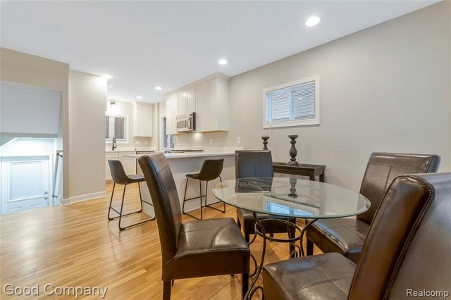 824 Florence Avenue, Royal Oak, MI 48067