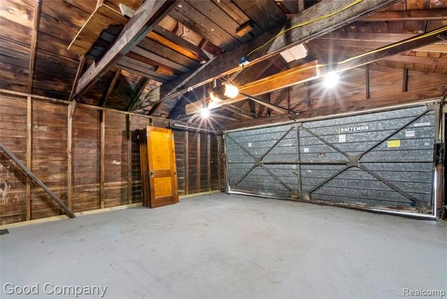 824 Florence Avenue, Royal Oak, MI 48067