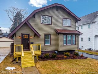 824 Florence Avenue, Royal Oak, MI 48067