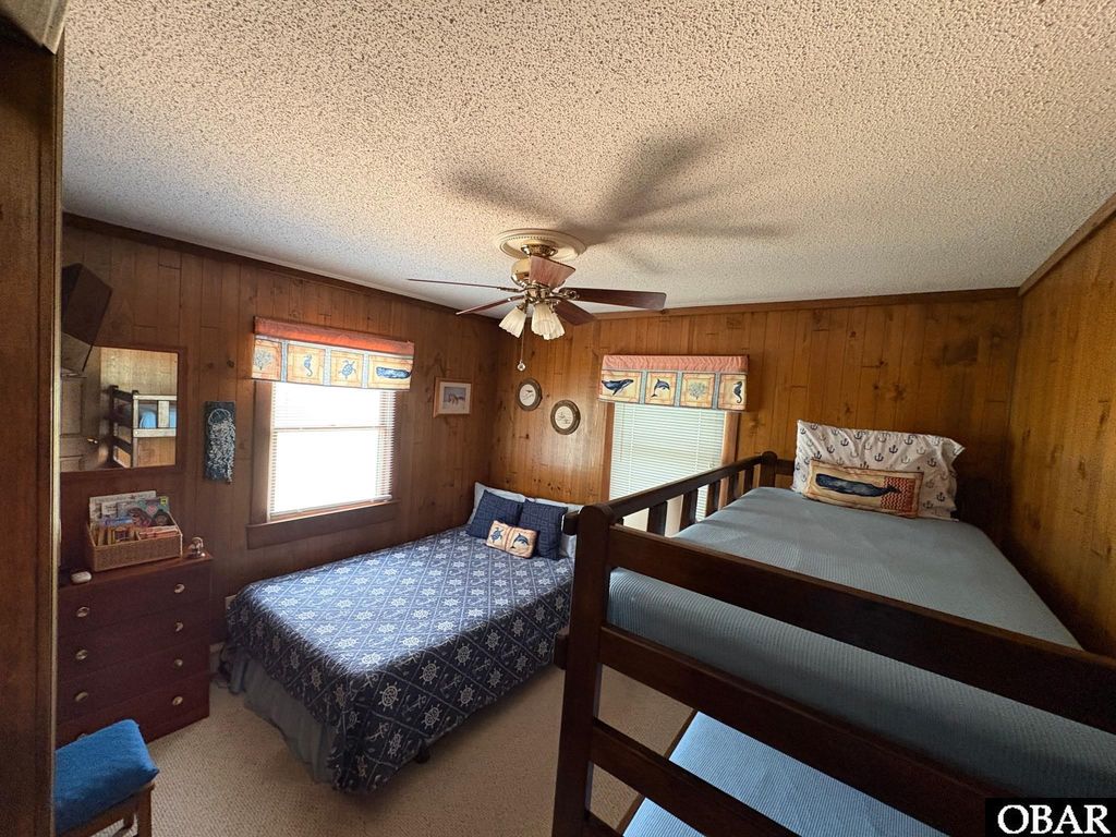 Image 15 of property listing at 31 Dolphin Run, Southern Shores, NC 27949