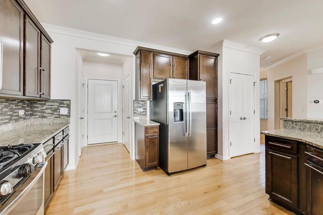 2366 N MOSELEY Court, Palatine, IL 60074