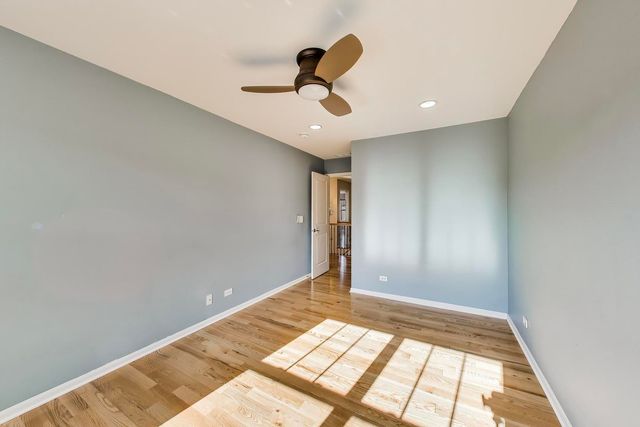 2366 N MOSELEY Court, Palatine, IL 60074