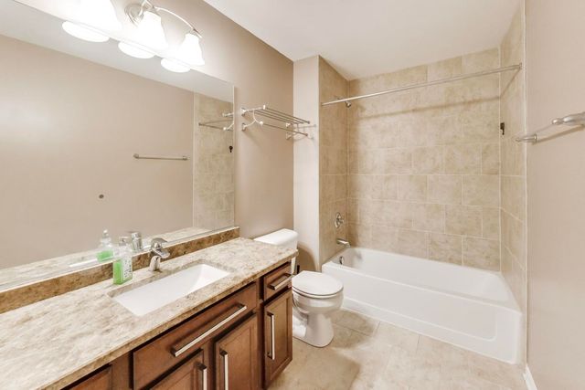 2366 N MOSELEY Court, Palatine, IL 60074