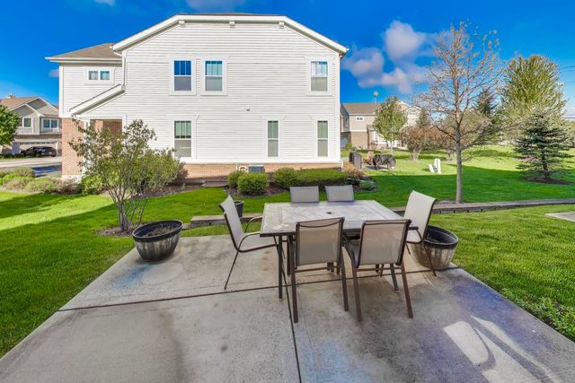 2366 N MOSELEY Court, Palatine, IL 60074