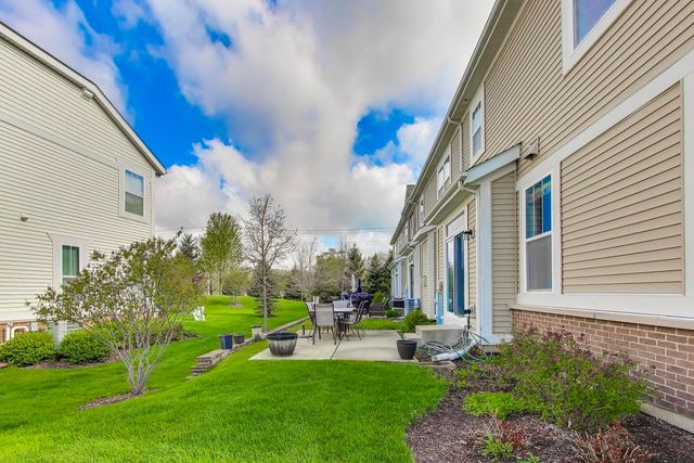 2366 N MOSELEY Court, Palatine, IL 60074