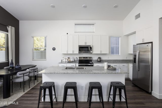 9117 N 181ST Avenue 79, Waddell, AZ 85355