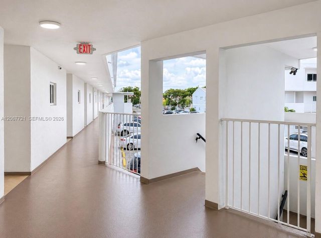 5611 W 25th Court 8A, Hialeah, FL 33016