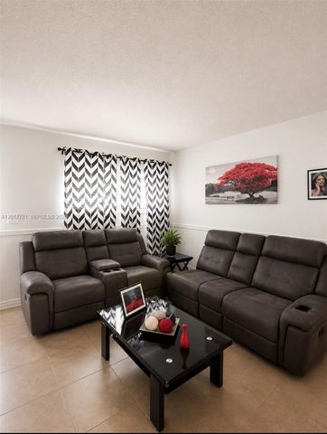 5611 W 25th Court 8A, Hialeah, FL 33016