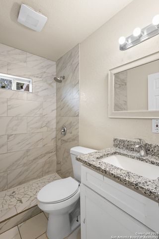 110 Rock Valley Dr, San Antonio, TX 78227