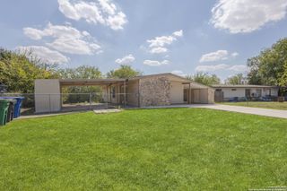110 Rock Valley Dr, San Antonio, TX 78227
