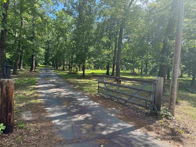 540 HERITAGE DR, Rison, AR 71665