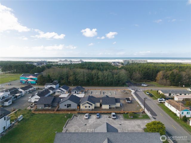 109 7th Street SW, Long Beach, WA 98631