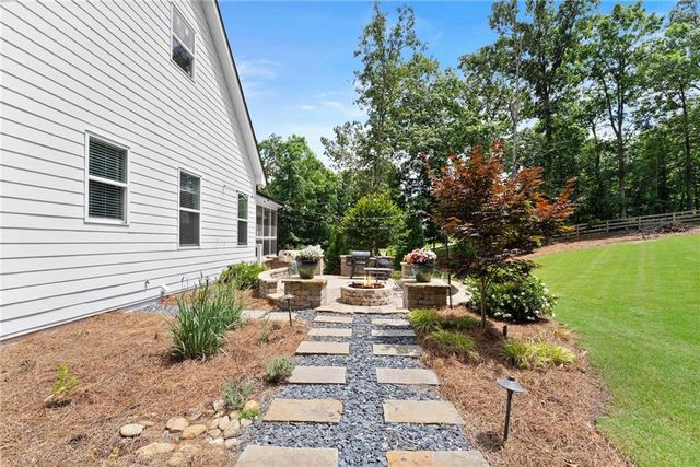 4813 Jess Helton Road, Gainesville, GA 30506