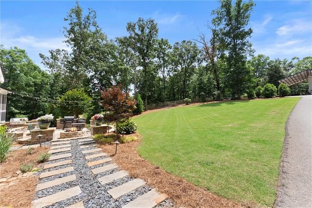 4813 Jess Helton Road, Gainesville, GA 30506