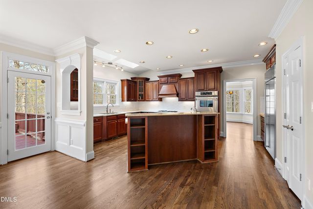 1525 Eglantyne Court, Raleigh, NC 27613