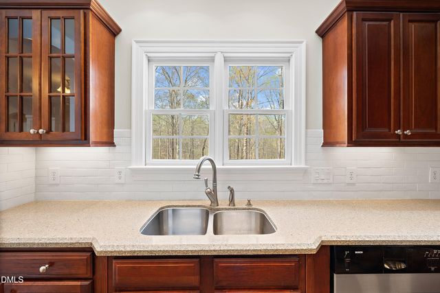 1525 Eglantyne Court, Raleigh, NC 27613