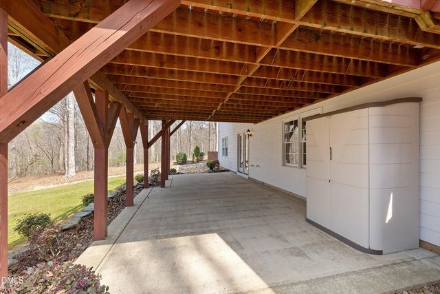 1525 Eglantyne Court, Raleigh, NC 27613