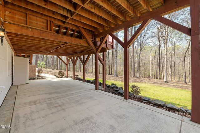 1525 Eglantyne Court, Raleigh, NC 27613