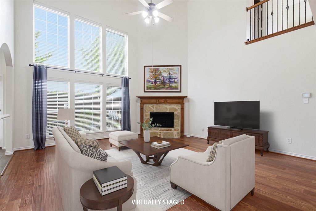 2305 Trickling Creek Drive, Garland, TX 75041