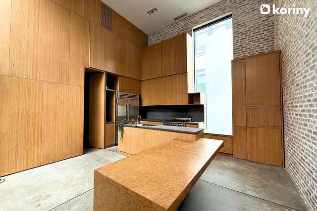 75 WARREN Street, New York City, NY 11201