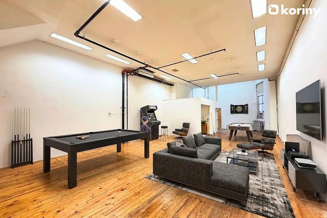 75 WARREN Street, New York City, NY 11201