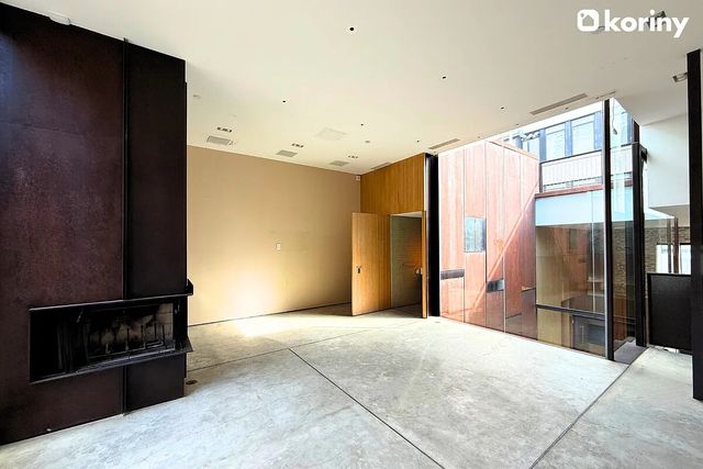 75 WARREN Street, New York City, NY 11201