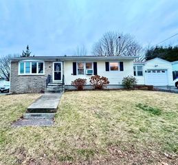 14 Palm Street, North Providence, RI 02904