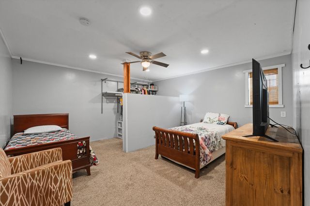 420 Overlook Drive, Cleburne, TX 76033