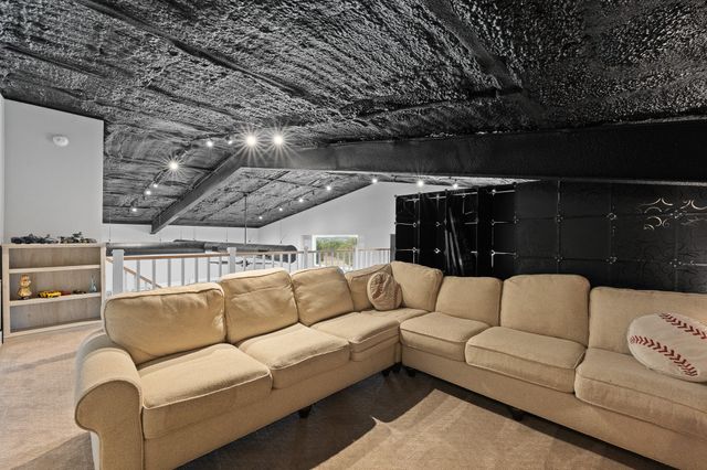 420 Overlook Drive, Cleburne, TX 76033