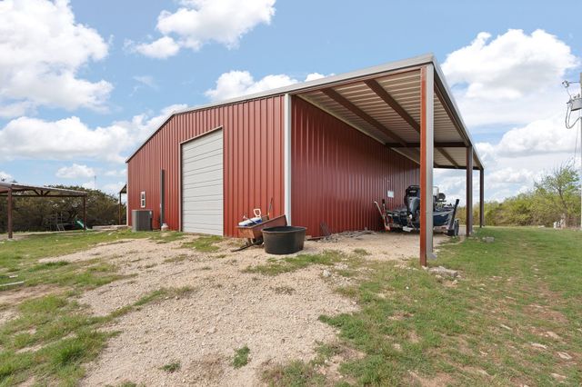 420 Overlook Drive, Cleburne, TX 76033