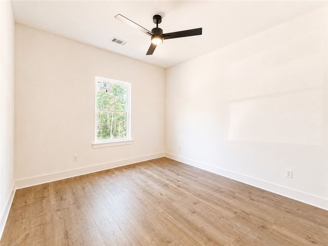 2 Boswell Drive, Bella Vista, AR 72715