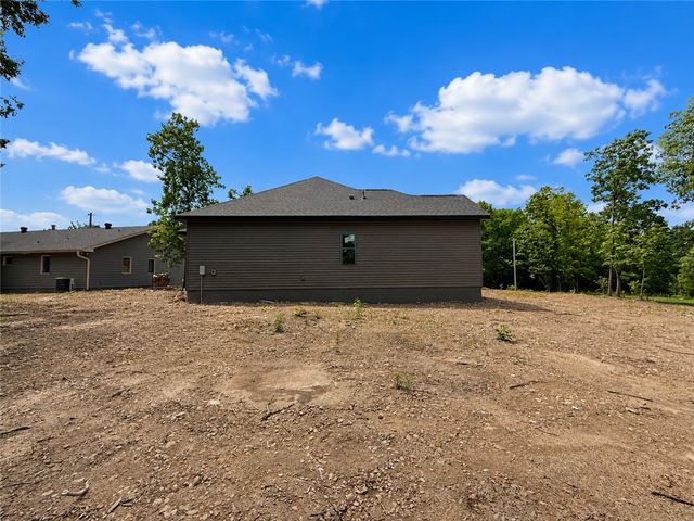 2 Boswell Drive, Bella Vista, AR 72715