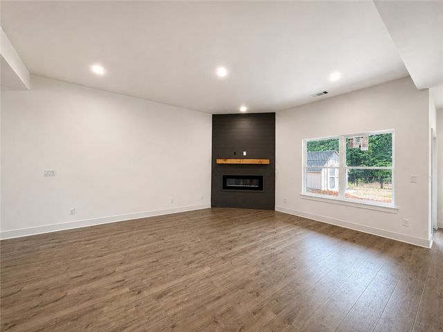 2 Boswell Drive, Bella Vista, AR 72715