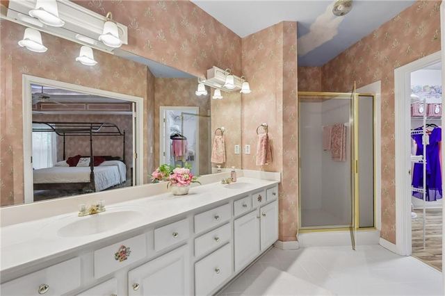 535 Willowwind Drive, Loganville, GA 30052