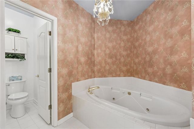 535 Willowwind Drive, Loganville, GA 30052